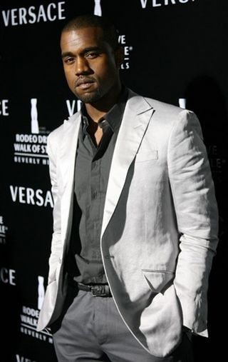 Kanye West é detido novamente por agressão…