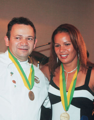 DESTAQUES
