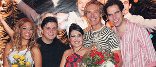 REESTREIA TEATRAL