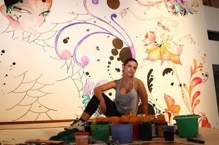 Catarina Gushiken amplia sua obra