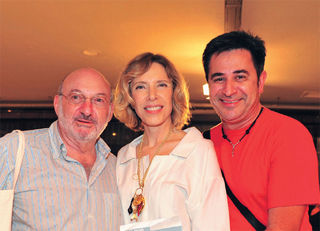 SESSÃO DE AUTÓGRAFOS