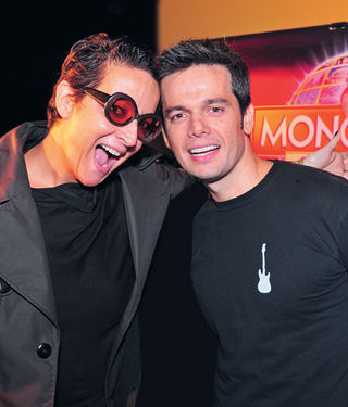 FAMOSOS EM DISPUTA