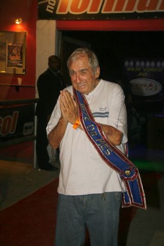 Elias Gleizer é o ‘bofe do mês’ na Globo