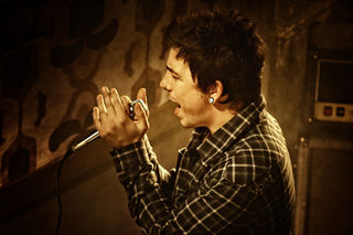 Di cantando o novo single