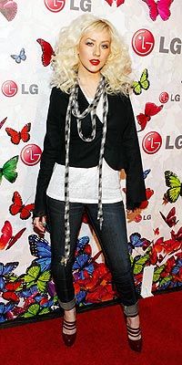 LOOKS DA SEMANA: Christina Aguilera e Katie Holmes