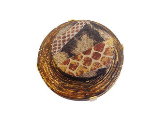 Broche Patrícia Centurion