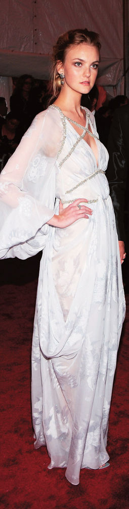 OS 73 MELHORES LOOKS-FESTA DAS GRANDES ESTRELAS