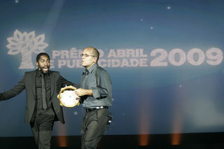 Lázaro Ramos e Marcus Suzano