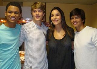Ivete torce pelos príncipes de Sasha
