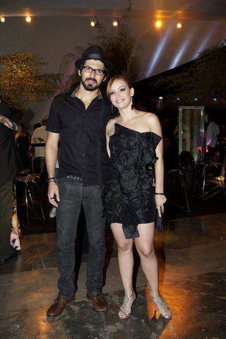 Thiago Antunes e Regiane Alves