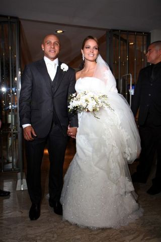 Roberto Carlos se casa com Mariana Lucon