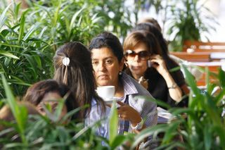 Flagras de famosos em restaurantes