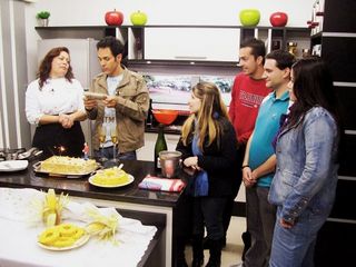 <B>ANIVERSÁRIO NO AR </b>“><figcaption><B>ANIVERSÁRIO NO AR </b> / foto: FOTOS: CLEIBY TREVISAN, FLAVIA FUSCO, LEANDRO FARCHI, LORENZO FABRI E MARCO RODRIGUES</figcaption></figure>
</div>
<p>–</p><input type=