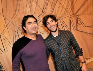 <B>MODA VERÃO 2010 11</B>“><figcaption><B>MODA VERÃO 2010 11</B> / foto: FOTOS: ANDRÉ VICENTE, FERNANDO GODOY, JOÃO PASSOS/ BRASIL FOTOPRESS, MARINA MALHEIROS E WELLINGTON CERQUEIRA</figcaption></figure>
<figure><img decoding=