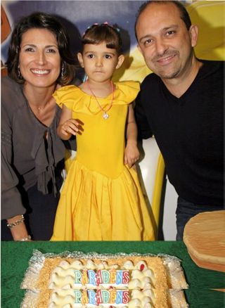 <B>PARABÉNS, NATÁLIA! </B>“><figcaption><B>PARABÉNS, NATÁLIA! </B> / foto: ANDRÉ VICENTE, CASSIANO DE SOUZA/CBS, FERNANDO MUCCI, LIANE GOTLIB ZAIDLER e SILVIA PERLOV</figcaption></figure>
</div>
<p>–</p><input type=
