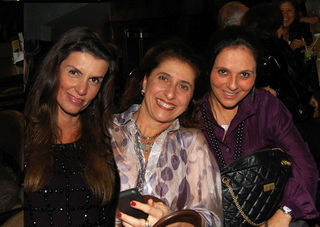 <B>FESTA-SURPRESA </B>“><figcaption><B>FESTA-SURPRESA </B> / foto: ALVARO TOLEDO LEME, EDU PRESTES, LE BU ZATO E PRISCILA ORLANDIM</figcaption></figure>
<figure><img decoding=