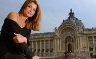 A camaleoa Alinne Moraes pronta para mudar