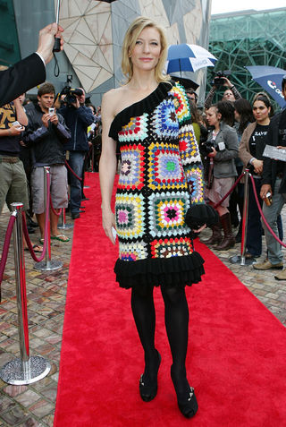 LOOKS DA SEMANA: Taylor e Cate