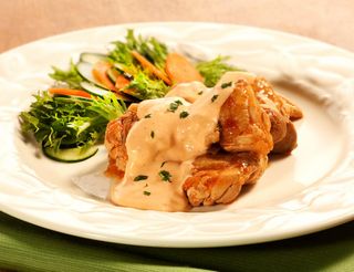 RECEITA HELLMANN’S: Frango e cachaça