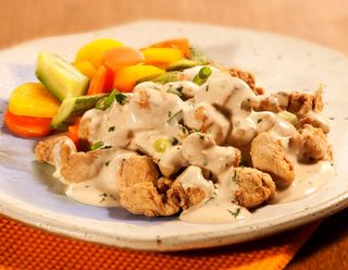RECEITA HELLMANN’S: Frango ao molho de café