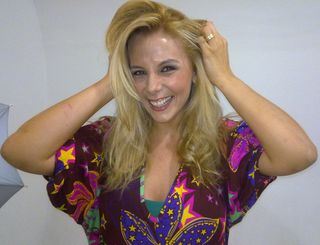 Hairstylist revela segredos de Carla Perez