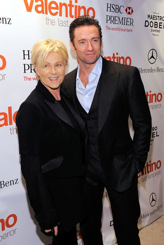 Hugh Jackman prestigia Valentino em NY