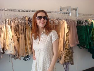 Leona Cavalli ligada no estilo safári
