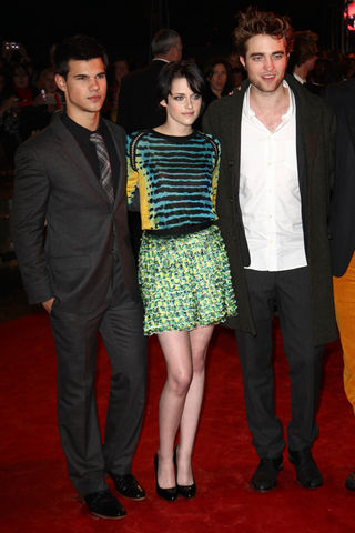 Rob Pattinson em 1º trailer de Eclipse