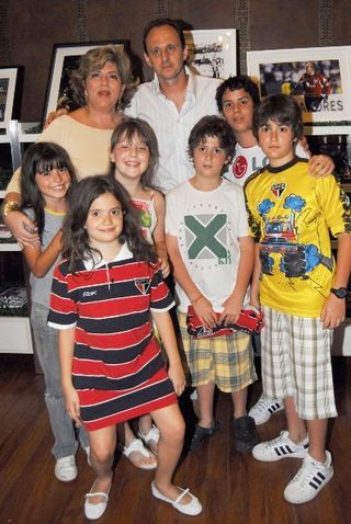 Rogério Ceni assina grife infantil em SP