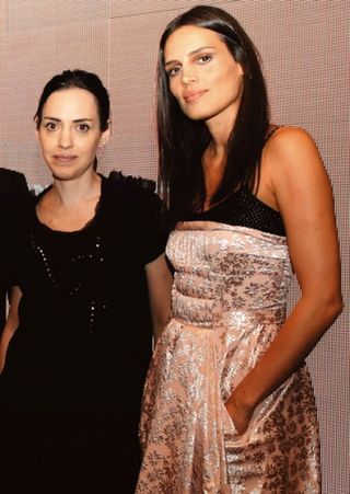 <b>Jantar Fashion</b>“><figcaption><b>Jantar Fashion</b> / foto: FABIO MIRANDA /OPÇÃO FOTOGRAFIA E JOÃO ZEPPINI</figcaption></figure>
<figure><img loading=