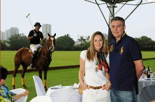 Eles conferem a II Copa Viña Santa Carolina de Pólo, na Sociedade Hípica Paulista.