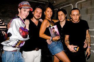 Adriane Galisteu ataca de DJ em SP