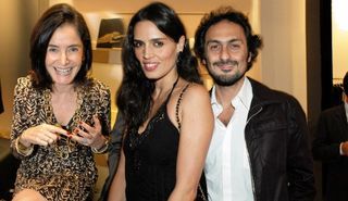 <b>Lançamento Fashion</b>“><figcaption><b>Lançamento Fashion</b> / foto: ÉRICA SAMARA, ISAAC FAUSTO, VERÔNICA CAMPOS E YARA GUZMAN</figcaption></figure> <figure><img fetchpriority=