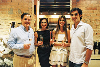 <b>Fino Point</b>“><figcaption><b>Fino Point</b> / foto: César Bonfim e Lugão, Denis Maestrello, Elias Baruque e Márcia Stival</figcaption></figure> <figure><img fetchpriority=