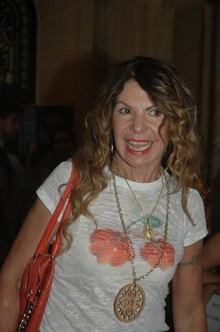 Elba Ramalho canta em evento beneficente