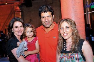 <b>Ciclo Multicultural</b>“><figcaption><b>Ciclo Multicultural</b> / foto: ANA FUCCIA, ANA PAULA ALBUQUERQUE, CHRISTOPHE HAUSER, FRÂNCIO DE HOLANDA, JUAN GUERRA, MÁRCIA STIVAL, MARINA DEIENO, NICOLA LABATE E WILSON ANDRADE</figcaption></figure> <figure><img fetchpriority=