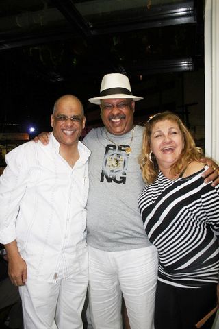 <b>Em ritmo de carnaval</b>“><figcaption><b>Em ritmo de carnaval</b> / foto: BIANCA CUTAIT, DIOGO CRUZ, TARCÍSIO ALVES, TATI NOLLA, TIAGO FARINA</figcaption></figure> <figure><img fetchpriority=