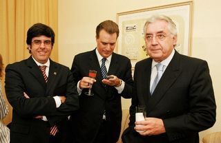<b>Festa para Vera Simão</b>“><figcaption><b>Festa para Vera Simão</b> / foto: Pastore Fotos</figcaption></figure> <figure><img decoding=