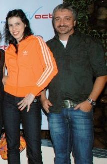 <b>Jeans pelo bem</b>“><figcaption><b>Jeans pelo bem</b> / foto: ALEXANDRE KID E PAULO DE DEUS</figcaption></figure>
<figure><img loading=