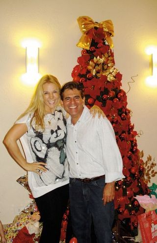 <b>Parabéns em SP</b>“><figcaption><b>Parabéns em SP</b> / foto: GABRIEL CAPPELLETTI, JUAN GUERRA, MÁRCIO SHAFFER E ONILTON OLIVEIRA</figcaption></figure>
</div>
<p>–</p><input type=