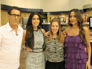 <b>Programa Manhã Maior</b>“><figcaption><b>Programa Manhã Maior</b> / foto: ANA BEATRIZ CHACUR, ANDRÉ PALLUCH, DANIELA FILOMENO, L.R. COMUNICAÇÃO, MARCELA FERNANDES, NOAM – COMUNIDADE SHALOM E RICARDO PRADO</figcaption></figure>
</div>
<p>–</p><input type=