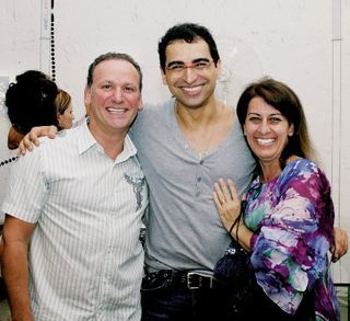 <b>Design em foco</b>“><figcaption><b>Design em foco</b> / foto: ALEXANDER FERRAZ, ANDRÉ VICENTE, CELINA GERMER, RICARDO DE MORAES E VIVI SPACO</figcaption></figure>
<figure><img loading=