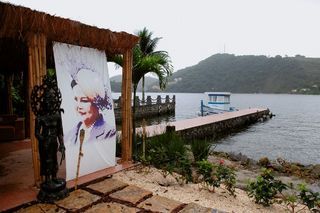 A decoração da Ilha de CARAS 2010 – Cais 4