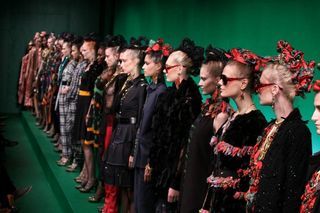 Galeria de fotos: Isabela Capeto no SPFW