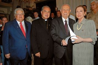 Homenagem com fé e emoção