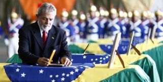 Lula: ‘Não podemos deixar a peteca cair’