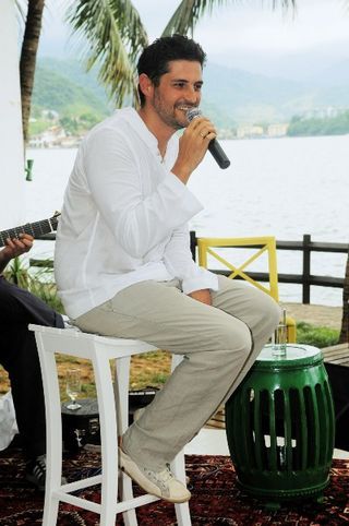 Suavidade de Diogo Poças e as picapes de Jesus Luz
