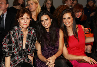 Susan, Demi e Brooke: juntas na moda
