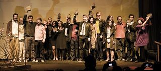 Notável elenco saúda o mestre Fernando Peixoto
