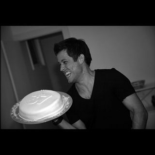 Gobeth celebra 37 anos com amigos
